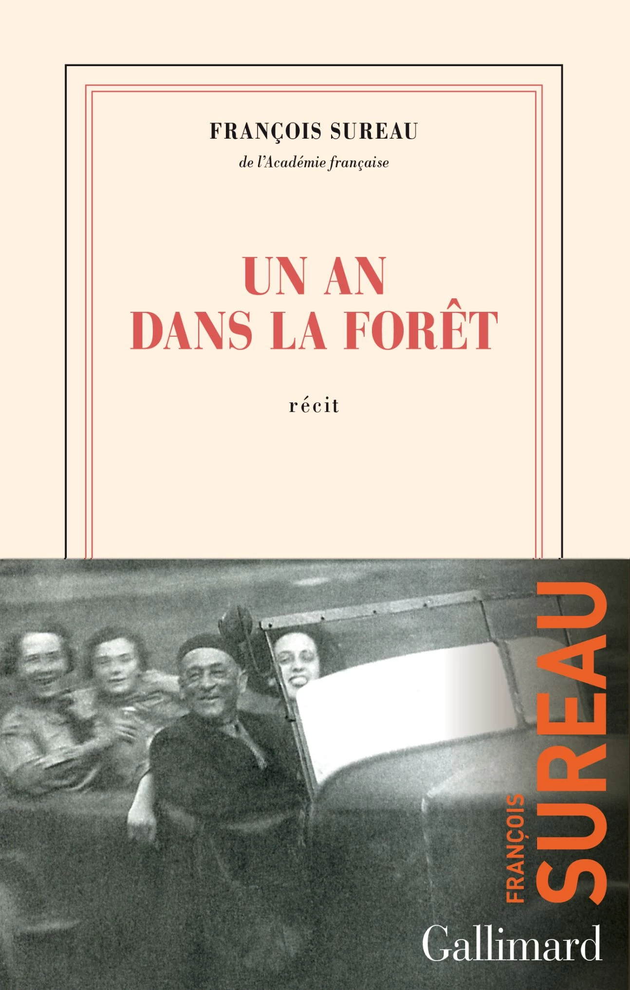"Un an dans la forêt" from François Sureau