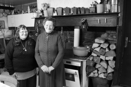 Renée and Mireille Mahoudeaux in Brognon, at their family home